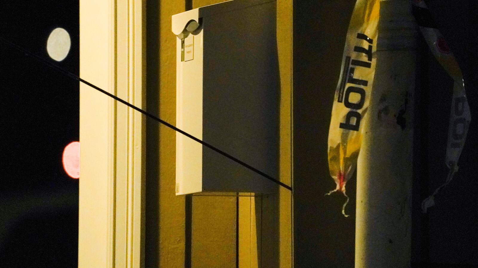 2021-10-13T234737Z_741936802_RC289Q9D6Y9C_RTRMADP_3_NORWAY-CRIME_i25t2r