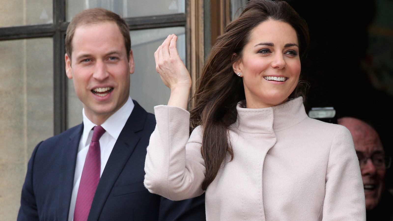 articles/2012/12/03/kate-middleton-is-less-than-12-weeks-pregnant/kate-cambridge3_lxhiaz