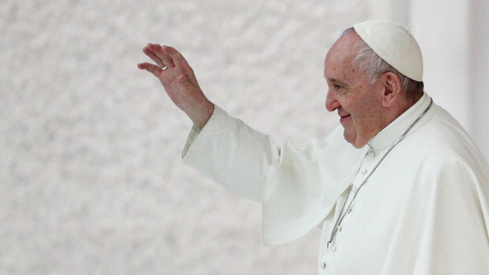 2020-10-21T082042Z_1066063222_RC2WMJ9FPAKR_RTRMADP_3_HEALTH-CORONAVIRUS-POPE_g6cszp