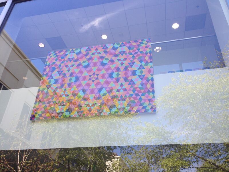 galleries/2014/05/14/facebook-s-artists-in-residence-decorate-the-office-photos/140712-facebook-art05_utbebj