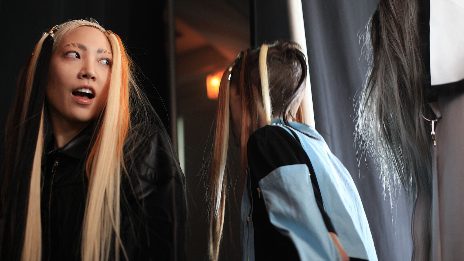 galleries/2014/02/10/backstage-at-hood-by-air-new-york-fashion-week-2014-photos/gal-hoodbyair-tease_fjh6xr