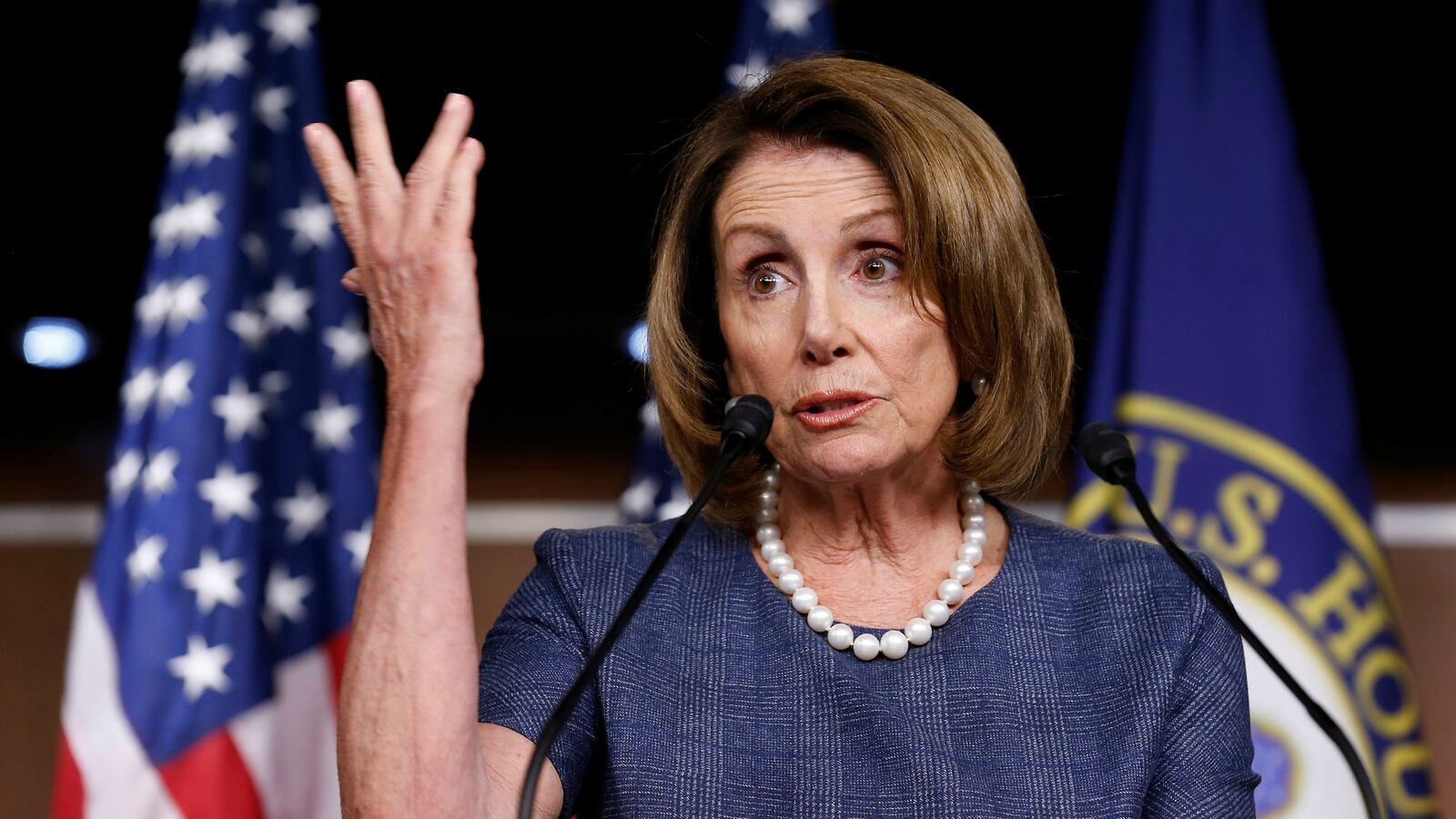 171101-pelosi-cheat_zfc1qp