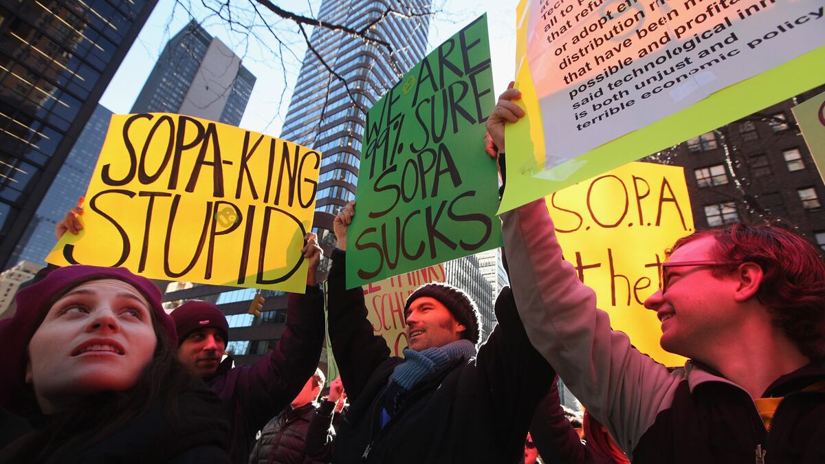 articles/2012/01/21/the-online-piracy-bills-were-killed-by-a-generation-s-expectations/sopa-shepardson_sobakt