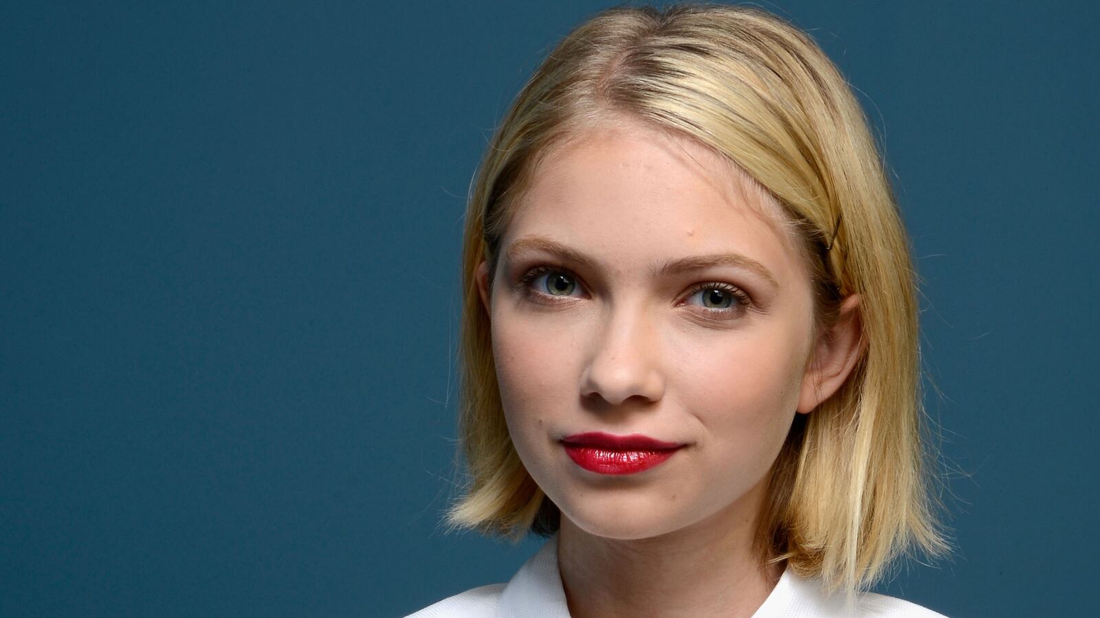 articles/2014/04/09/tavi-gevinson-heads-to-broadway-vogue-s-kimye-cover-may-break-sales-records/140409-tavi-cheat_gw47jy