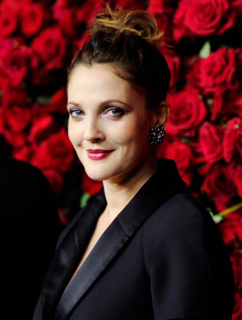 galleries/2011/12/09/stars-who-have-sworn-off-plastic-surgery-photos/drew-barrymore-celebs-against-plastic-surgery_uc991s