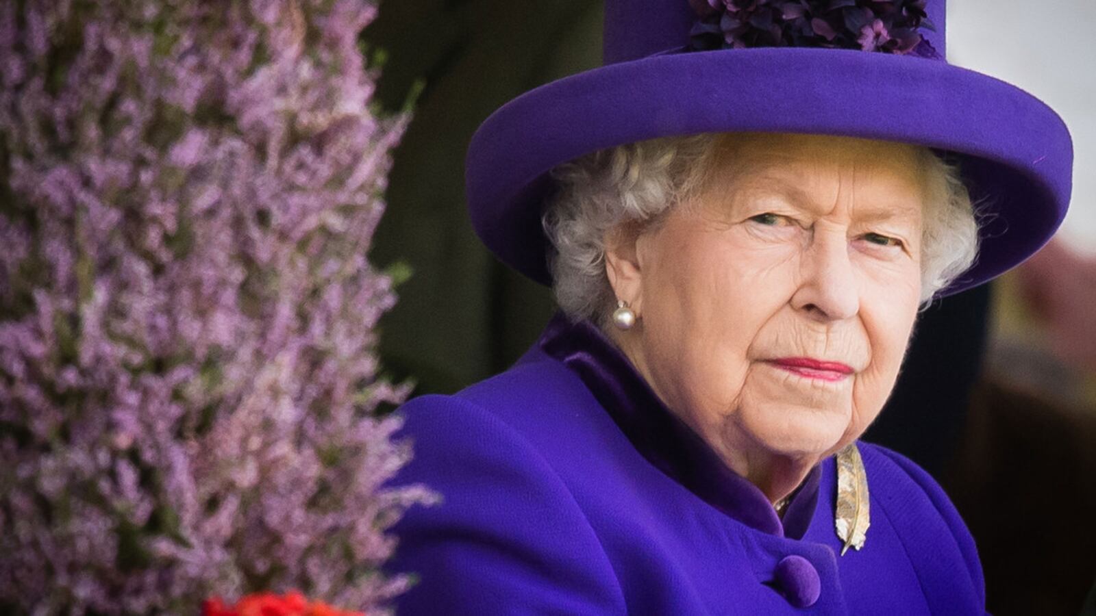 211027-queen-jubilee-hero_wpxm4o