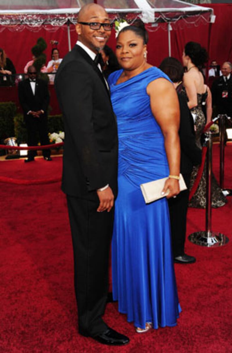 galleries/2010/03/07/oscar-arrivals-and-parties/oscar-arrivals---monique_fftqmp