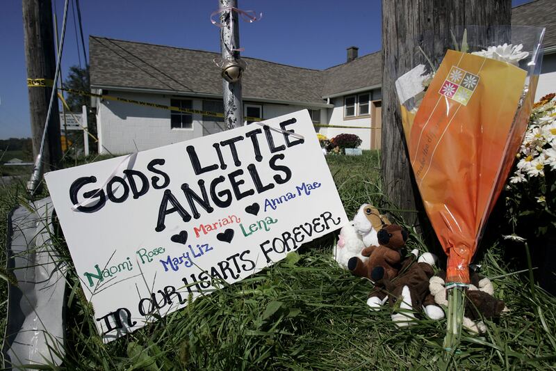 galleries/2012/02/28/worst-school-shootings-chardon-virginia-tech-colombine-and-more/worst-school-shootings-amish_efkro9