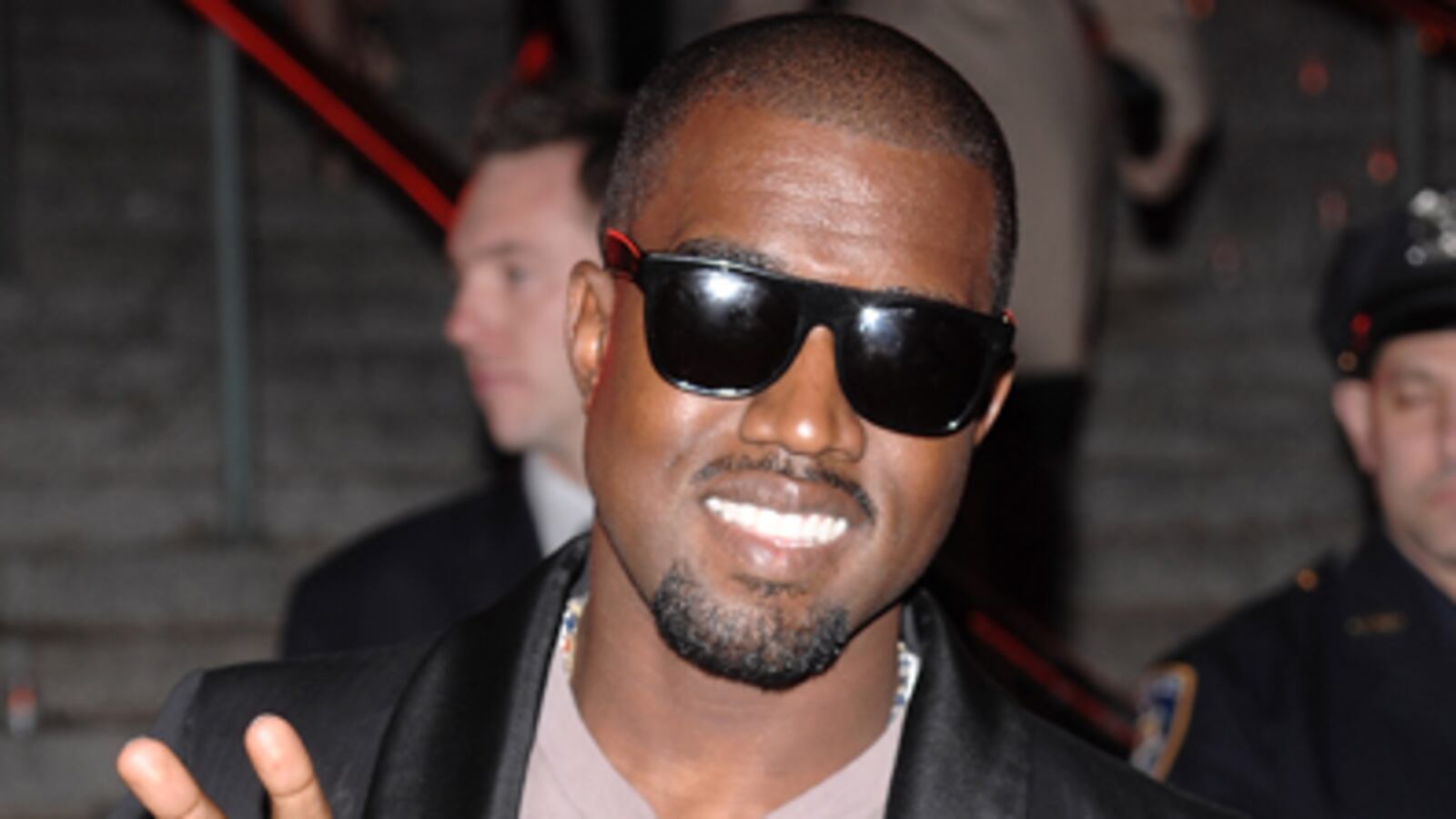 cheats/2010/11/03/bush-kanyes-critique-was-worst-moment/kanye-west-1_jafv1i