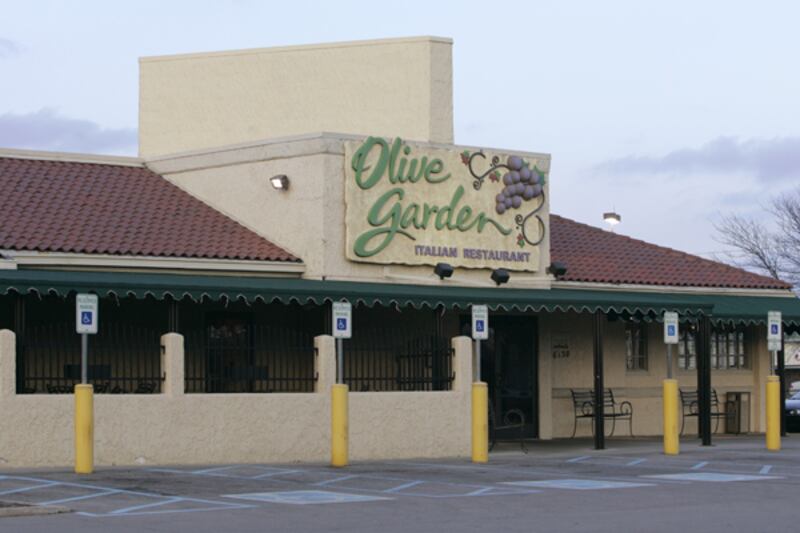 galleries/2011/11/17/25-most-fattening-pies-photos/fat-pies-9-olive-garden_pcqbml