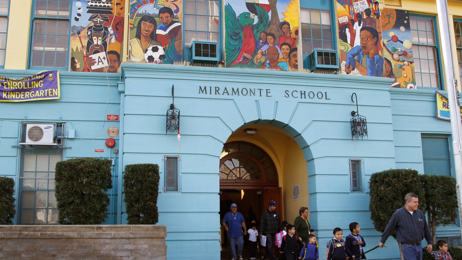 cheats/2012/02/03/second-l-a-teacher-under-investigation/second-teacher-investigated-los-angeles-school-cheat_evu2n6