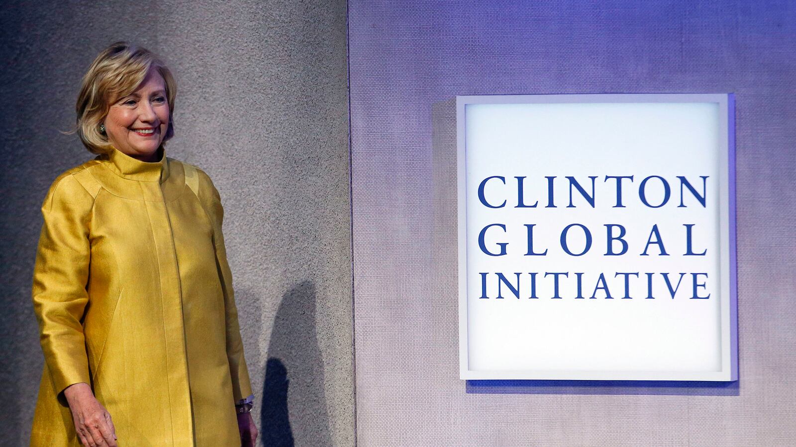 cheats/2015/04/23/clinton-donors-scooped-state-dept-awards/150423-clinton-donors-cheat_h8i2bz