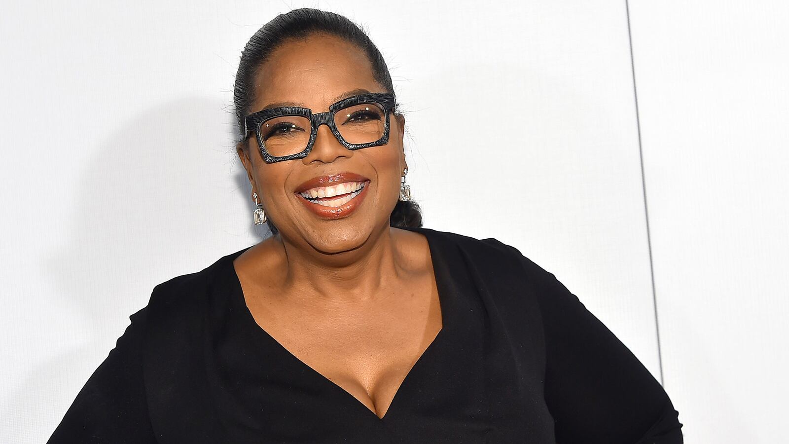 181101-resnick-orpah-stacey-abrams-hero_yktkap