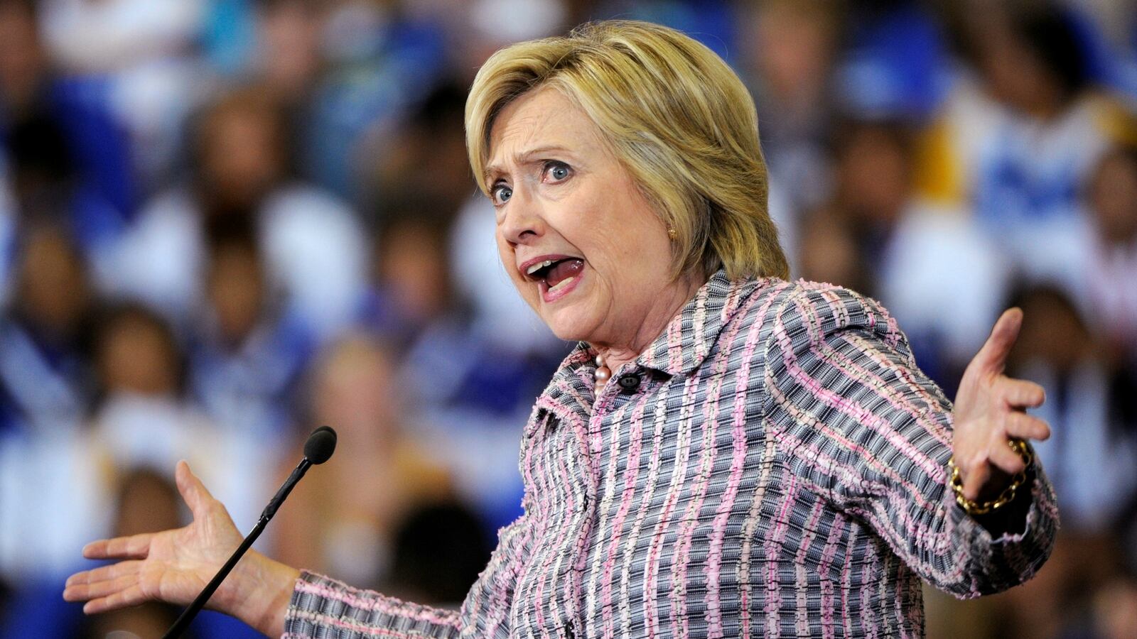 cheats/2016/08/05/hill-i-short-circuited-on-email-claim/160805-clinton-short-circuit-cheat_z7dmph