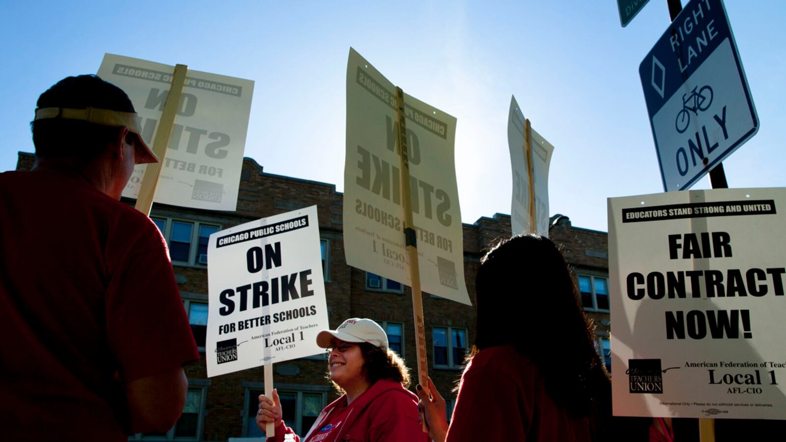 cheats/2012/09/11/chicago-teachers-strike-enters-day-2/chicago-teachers-day-two-strike-cheat_eukeat