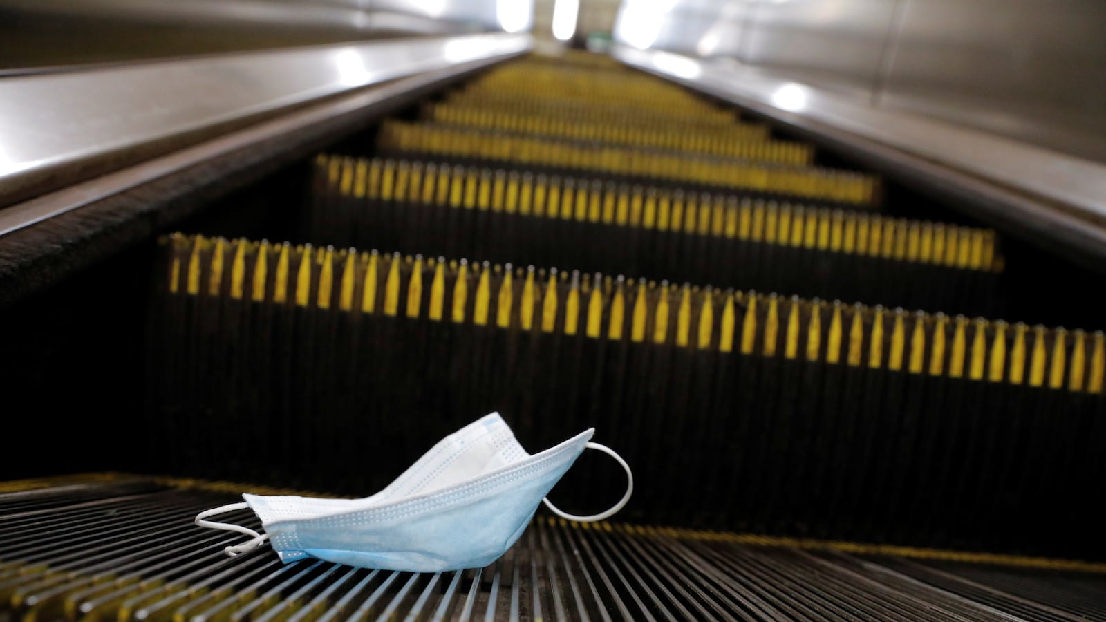 2021-09-03T163307Z_1933899407_RC2GIP9CSD7P_RTRMADP_3_HEALTH-CORONAVIRUS-USA_onrrh1