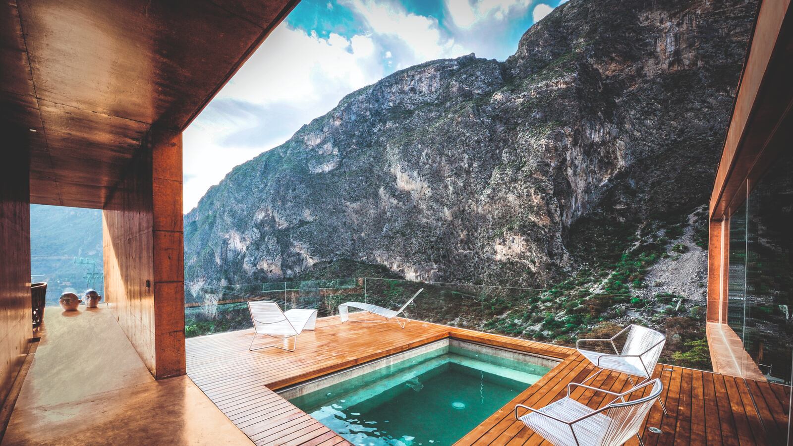 210321-justbookedtease_xrnwzy