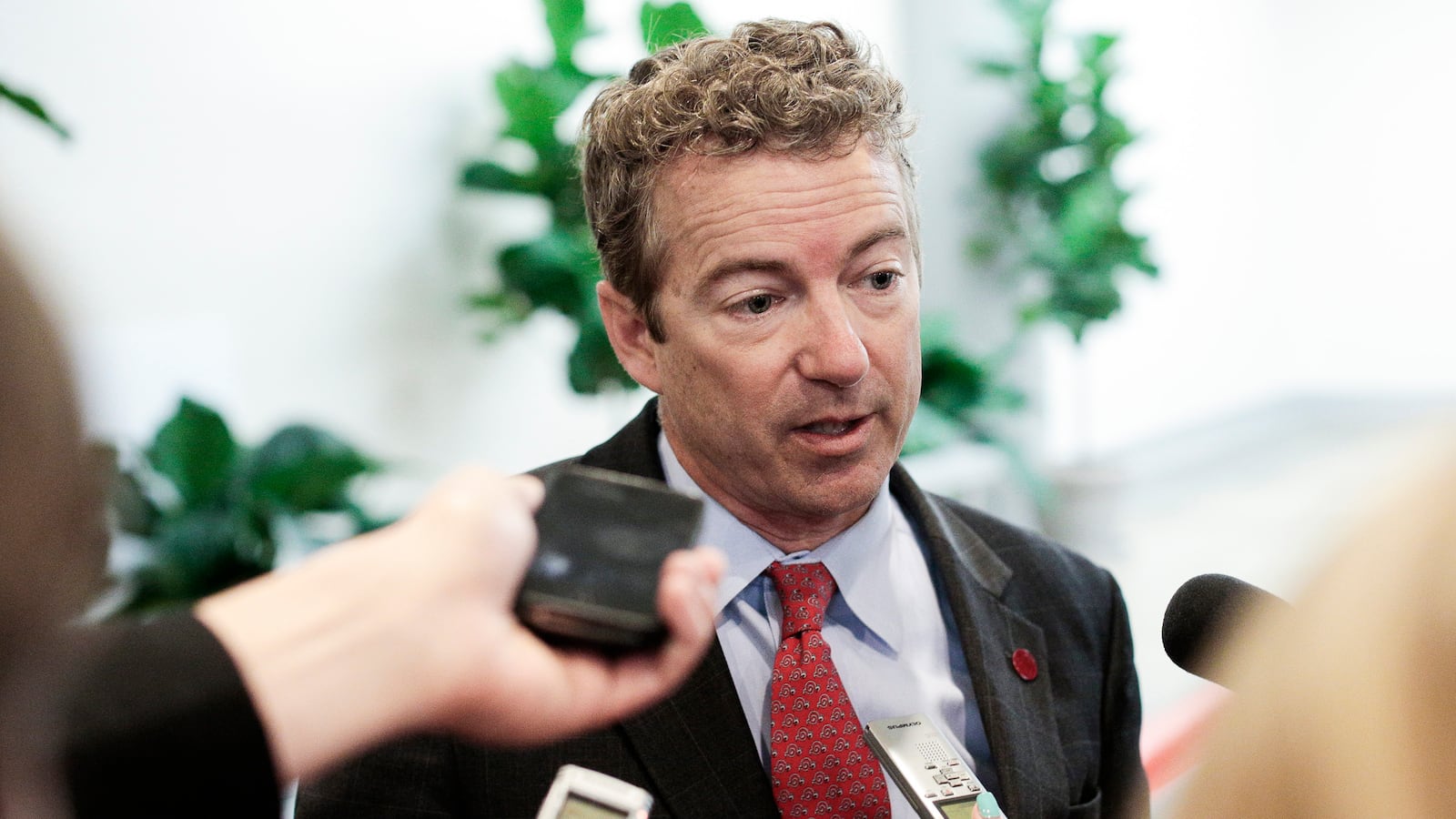 articles/2014/02/12/rand-paul-woos-the-base-with-hot-monica-lewinsky-talk/140211-tomasky-paul-tease_rq6nhr