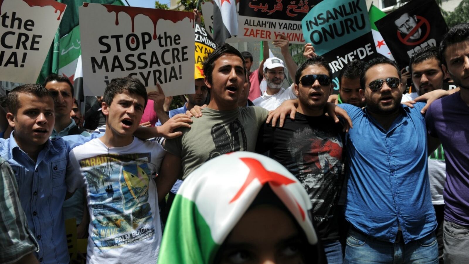 cheats/2012/11/29/clinton-u-s-considering-syria-aid/syria-protests-cheat_bosjbt