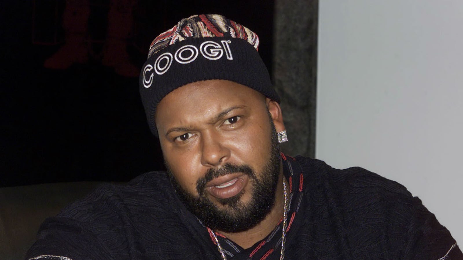 cheats/2014/11/06/suge-knight-answers-robbery-charge/141106-suge-knight-cheat_uk9sw0