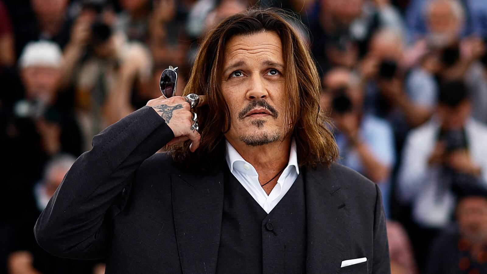 Johnny Depp has responded to a claim from Lola Glaudini that he verbally abused her on the set of “Blow.”