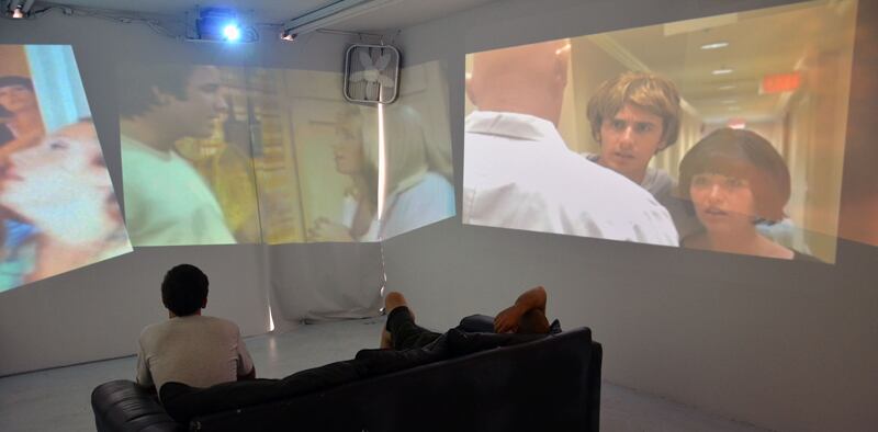 galleries/2011/08/11/james-franco-art-show-photos/james-fraco01_ain9hg