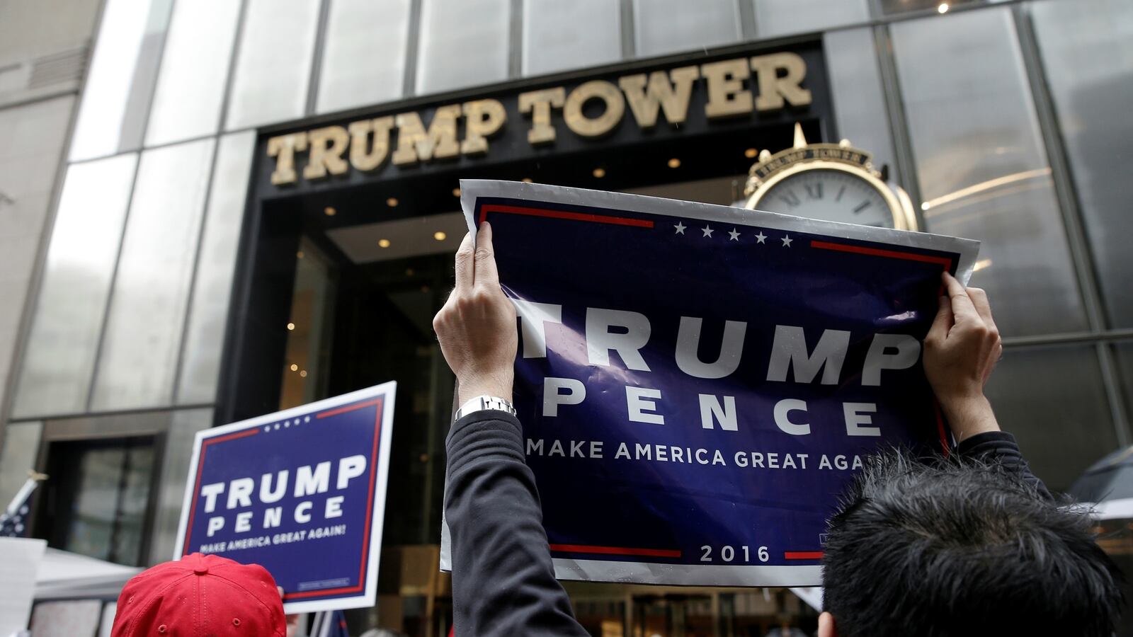 cheats/2016/10/09/poll-gop-voters-stand-by-trump/161009-trump-poll-cheat_dmn5cv