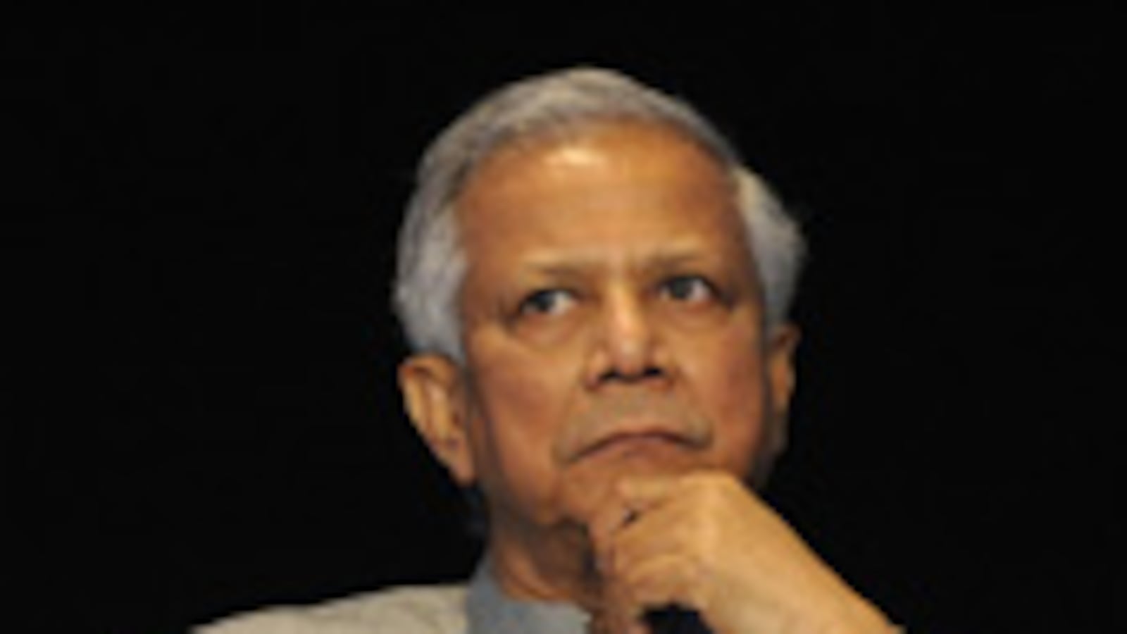 articles/2010/05/17/capitalisms-makeover-economist/singh-kaur-yunus_101055_zrfkyh
