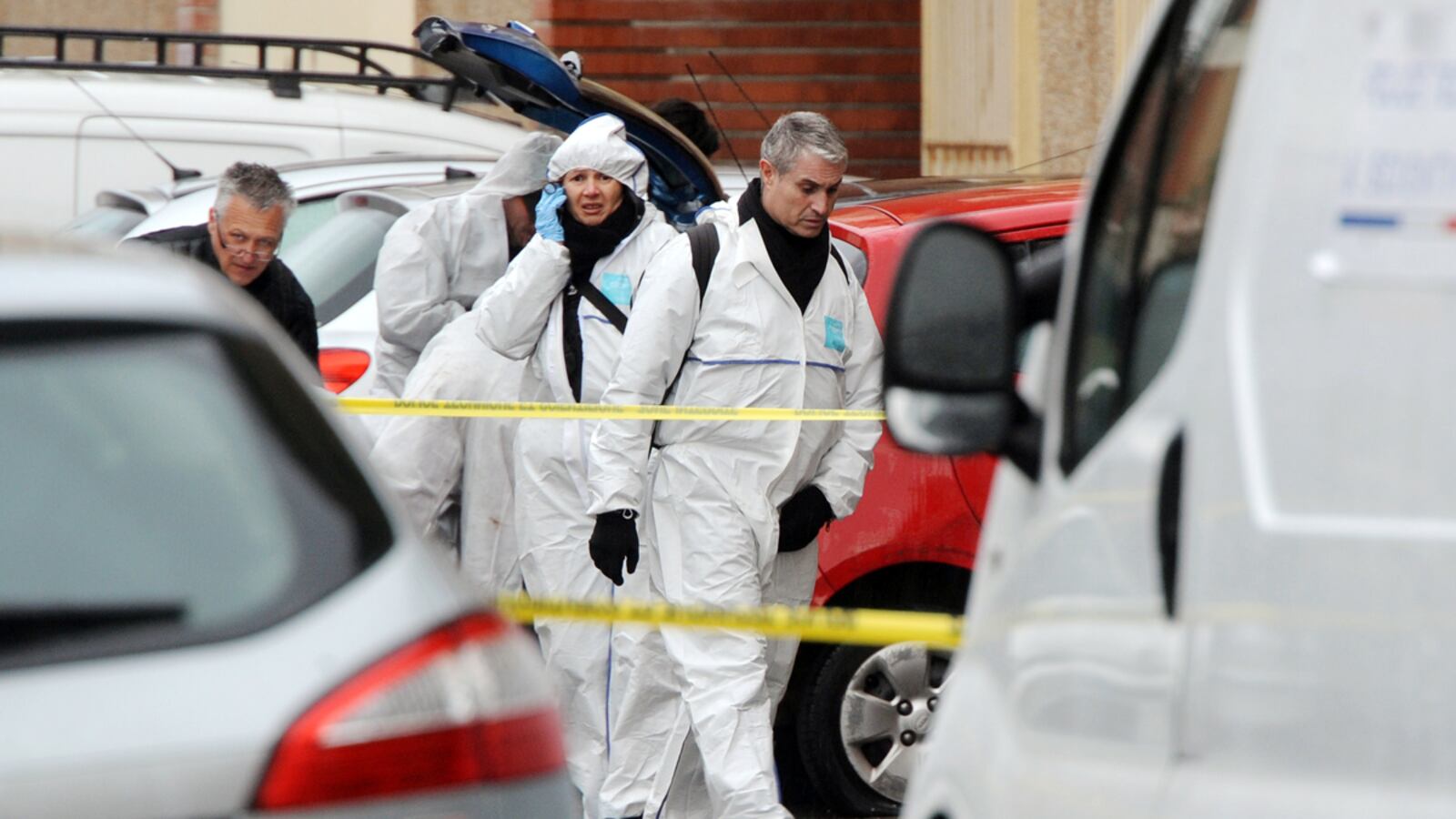 cheats/2012/03/22/french-intel-service-questioned/french-intelligence-shooting-cheat_itkpz0