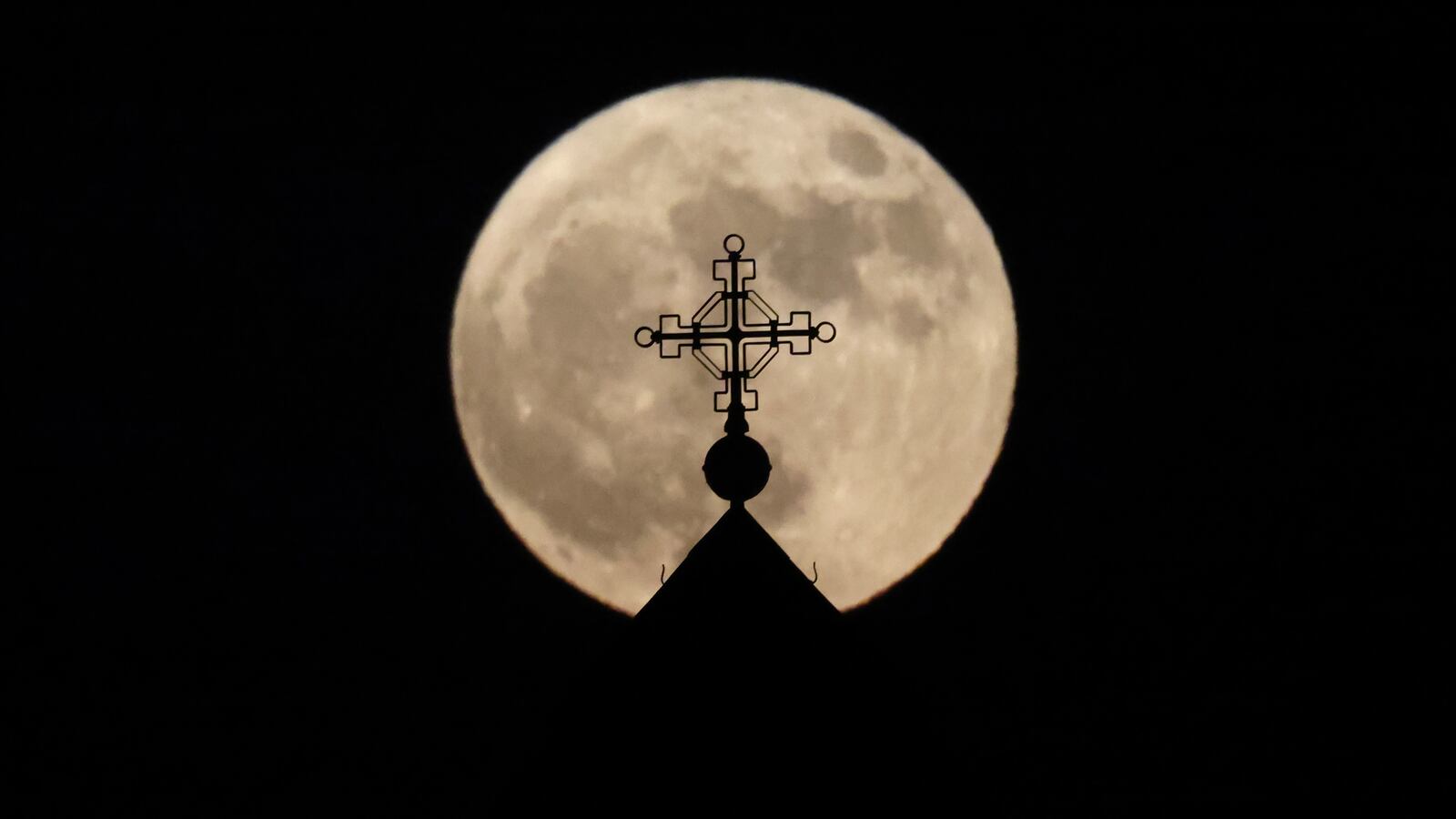 GettyImages-1229379646_irfbkv