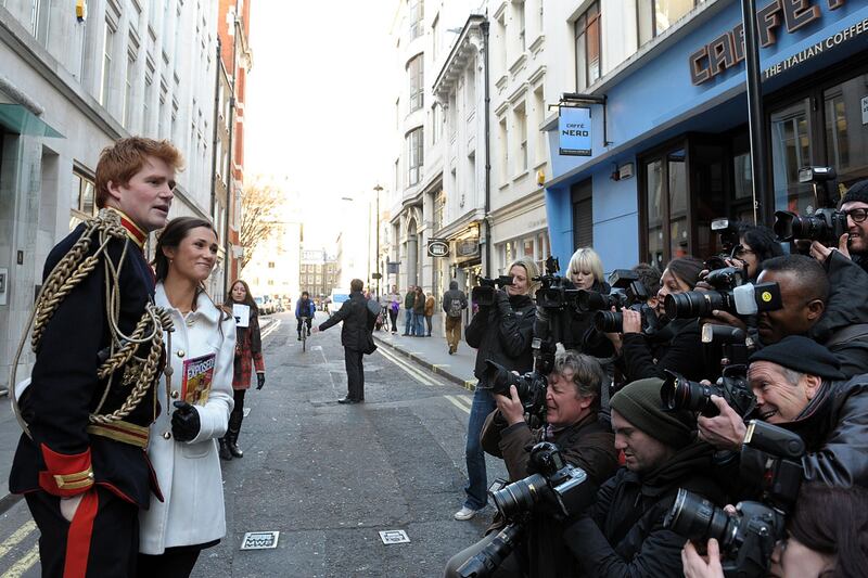 galleries/2011/12/16/pippa-middletons-year-in-romance-photos/pippa-middleton-prince-harry-lookalikes_d8zdry