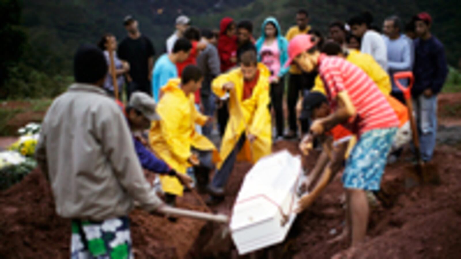 cheats/2011/01/13/death-toll-in-brazil-floods-rises/brazil-death-toll_oazdfq