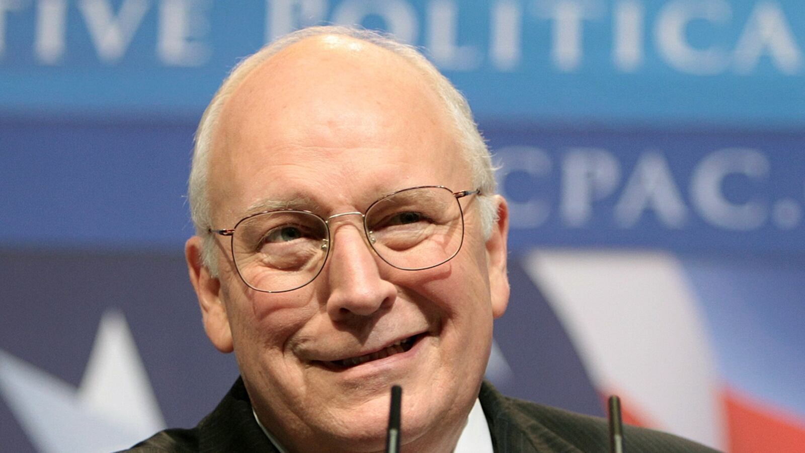 cheats/2011/08/31/cheney-spills-on-heart-pump/dick-cheney-talks-about-heart-device-cheat_xx3czt