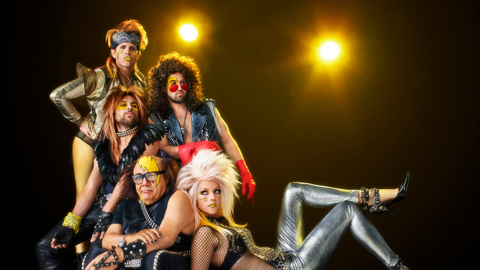 articles/2015/01/14/it-s-always-sunny-in-philadelphia-premiere-the-gang-takes-on-wade-boggs-s-drinking-record/150114-stern-sunny-tease_dmvc0s