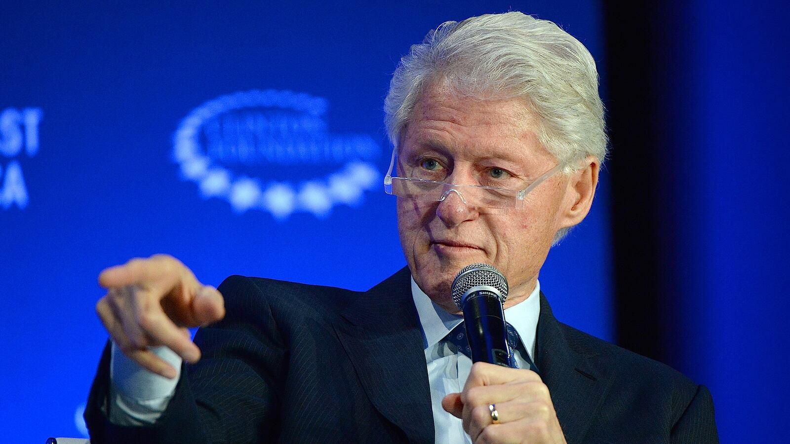 cheats/2015/05/29/bill-attended-charity-night-for-500k/150529-clinton-foundation-bill-cheat_e0aagt
