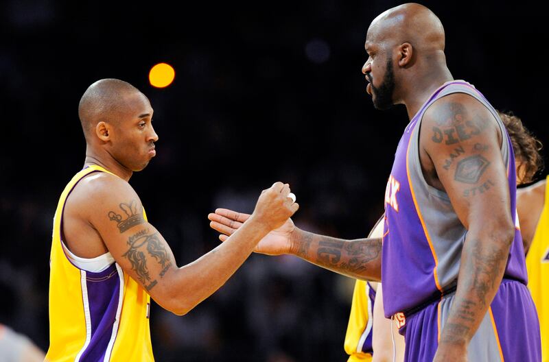 galleries/2013/02/26/katy-perry-vs-rihanna-kobe-bryant-vs-shaq-more-celebrity-frenemies-photos/130225-frenemies-bryant-oneal_xlrvou