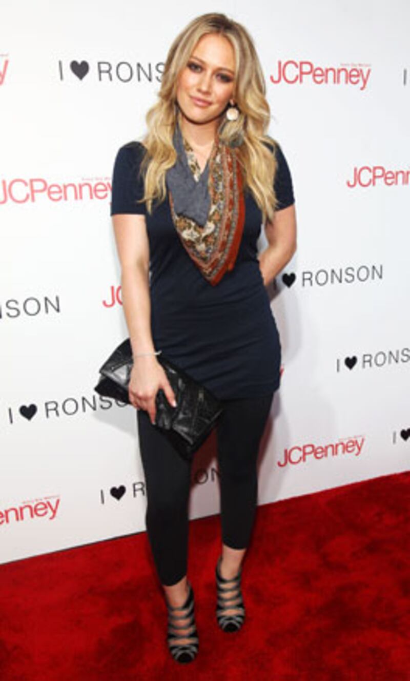 galleries/2009/12/11/the-celebrity-impact-rankings/celeb-impact---duff_zxdiyq