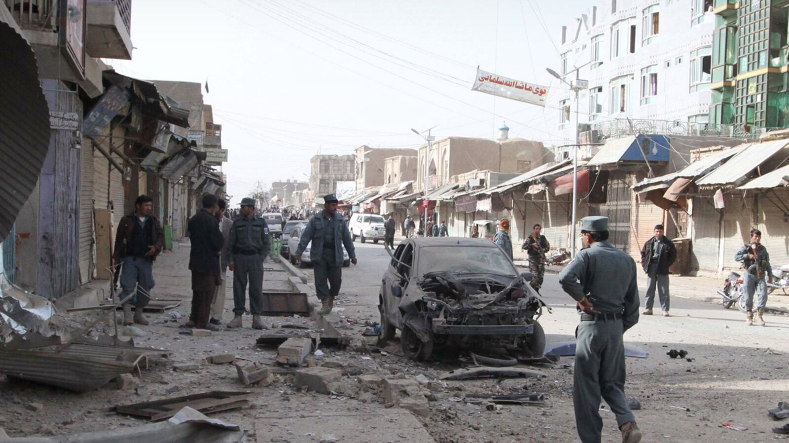 cheats/2011/12/07/american-killed-in-afghan-attack/afghanistan-american-killed-suicide-bombing-cheat_n0ybal