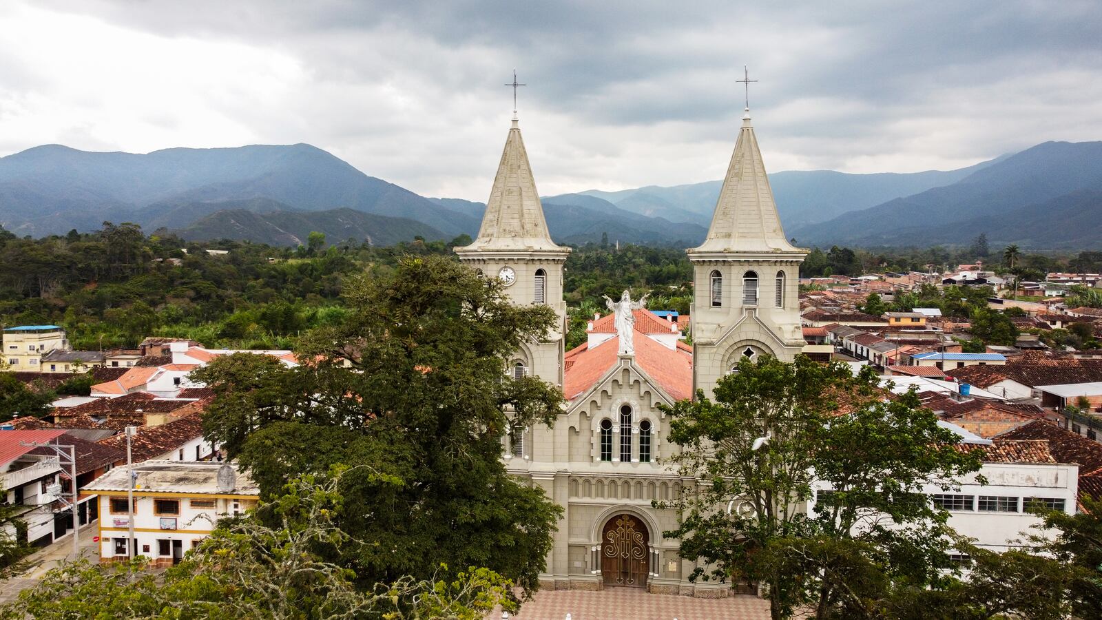 211223-Kryt-Woman-Murdered-Jungle-tease_tbux23