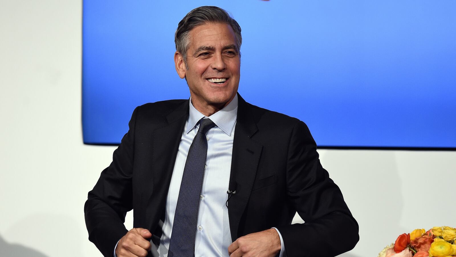 cheats/2015/04/06/500-fine-for-clooney-villa-trespass/150406-clooney-villa-fine-cheat_lgicul