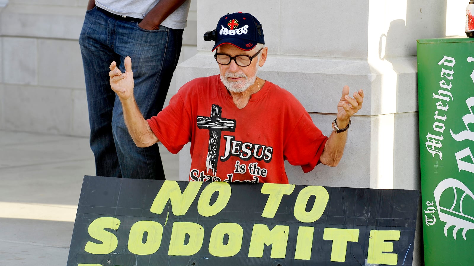 articles/2015/10/05/tennessee-county-asks-god-to-not-smite-them-over-gay-marriage/151005-weil-god-smite-tease_tgkyaz