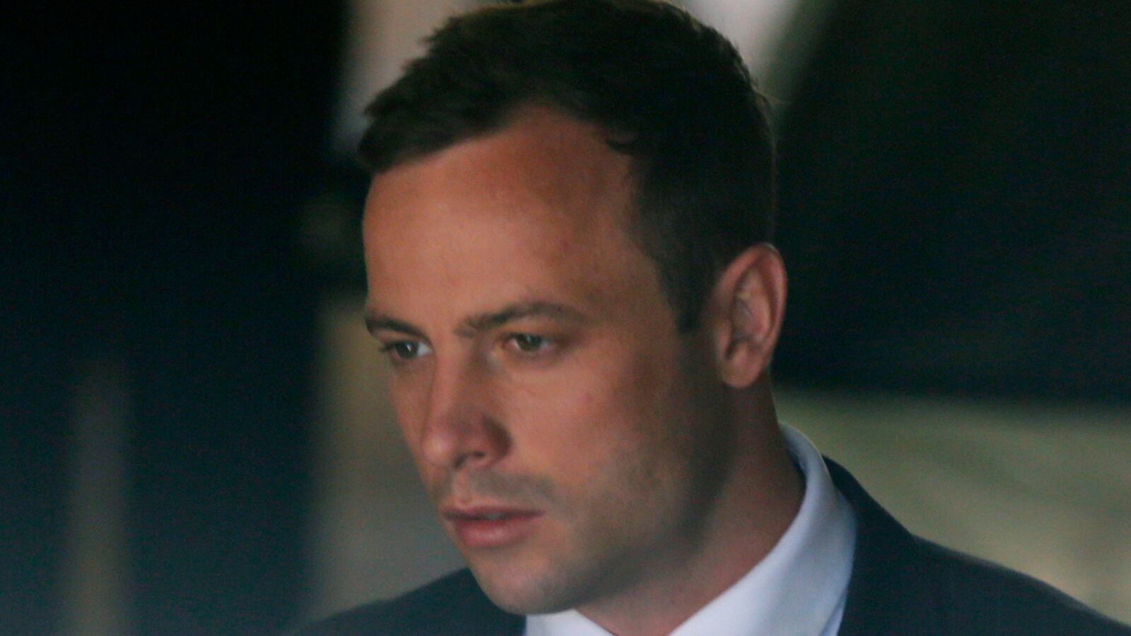 cheats/2015/09/18/pistorius-i-can-t-afford-new-trial/150918-pistorius-cheat_oy7a3m