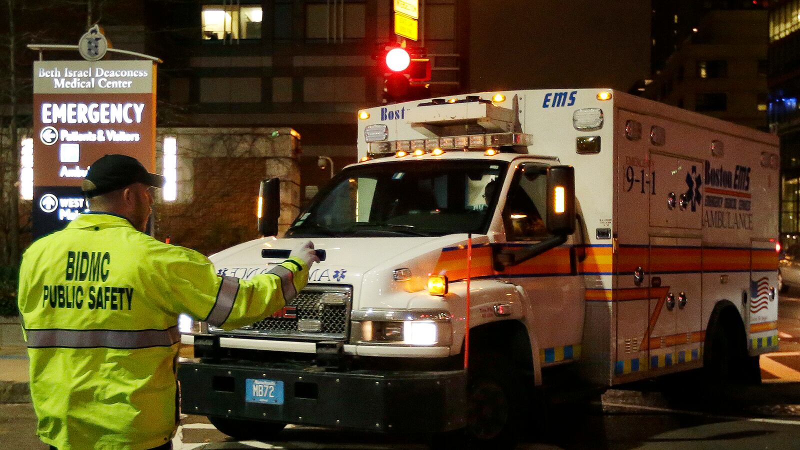 articles/2013/04/21/doctors-still-have-to-treat-dzhokhar-tsarnaev/130420-sepkowtiz-doctors-criminals-tease-embed_ydu1r3