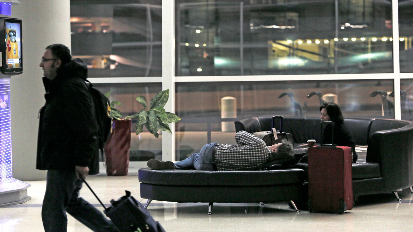 cheats/2013/11/26/storm-could-snarl-thanksgiving/131126-thanksgiving-travel-cheat_hvn6g9