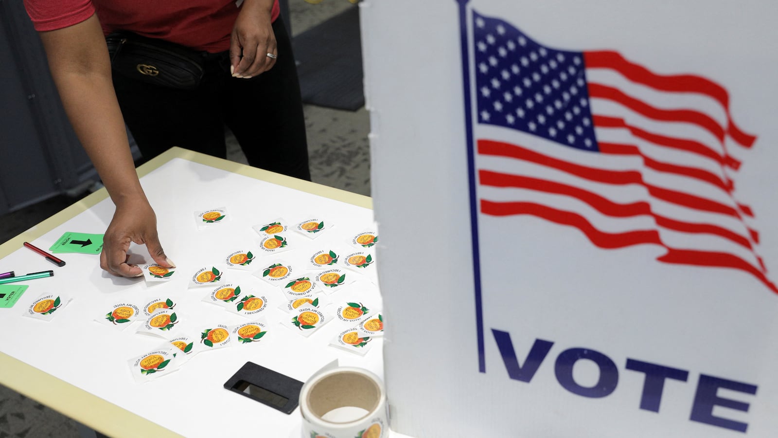 2022-05-24T135007Z_449299687_RC2PDU9MFHWJ_RTRMADP_3_USA-ELECTION-GEORGIA_p6sjpl