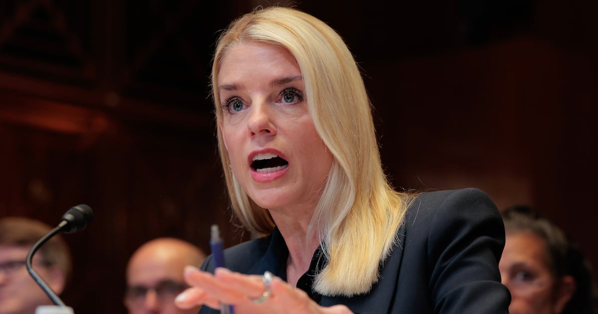Bondi Faces Fury Over Insane Conditions for ICE Withdrawal