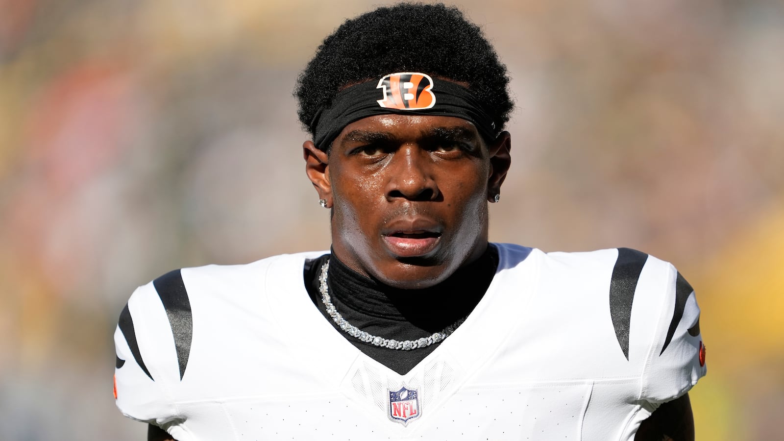 GREEN BAY, WISCONSIN - OCTOBER 12: Cam Taylor-Britt #29 of the Cincinnati Bengals looks on before a game against the Green Bay Packers at Lambeau Field on October 12, 2025 in Green Bay, Wisconsin. (Photo by Patrick McDermott/Getty Images)