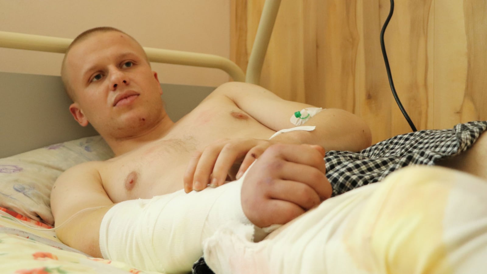 110422-stefan-ukrainesoldier-hero_z4kkzo