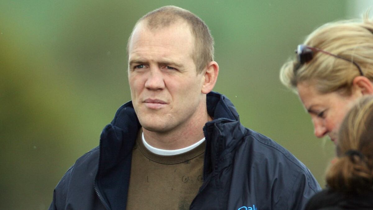 cheats/2011/09/15/u-k-royal-s-hubby-has-a-wild-night-out/mike-tindall-cheating-rumors-zara-phillips-cheat_kr18el