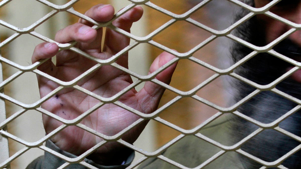 cheats/2012/05/07/u-s-frees-insurgents-for-pledges/us-program-frees-afghanistan-insurgents-cheat_d7jxau